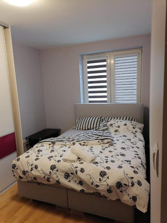 Ferienwohnung Apartament Luxbibi Rzeszów Exterior foto