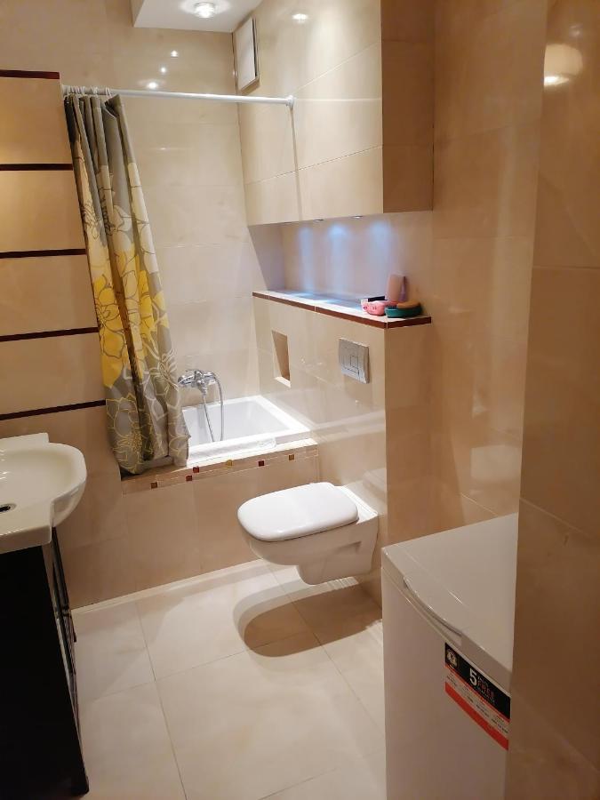 Ferienwohnung Apartament Luxbibi Rzeszów Exterior foto
